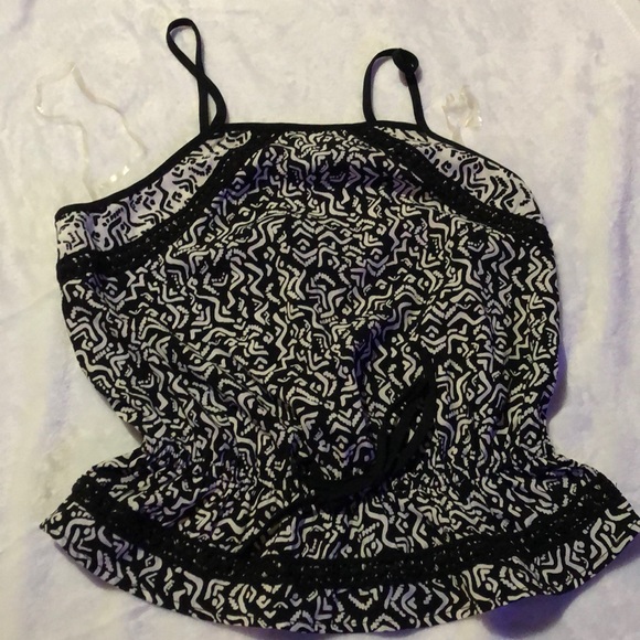 Top - Picture 1 of 4